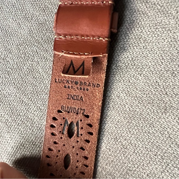 Lucky Brand Beachwood Cutout Belt Brown Leather M - Picture 6 of 6